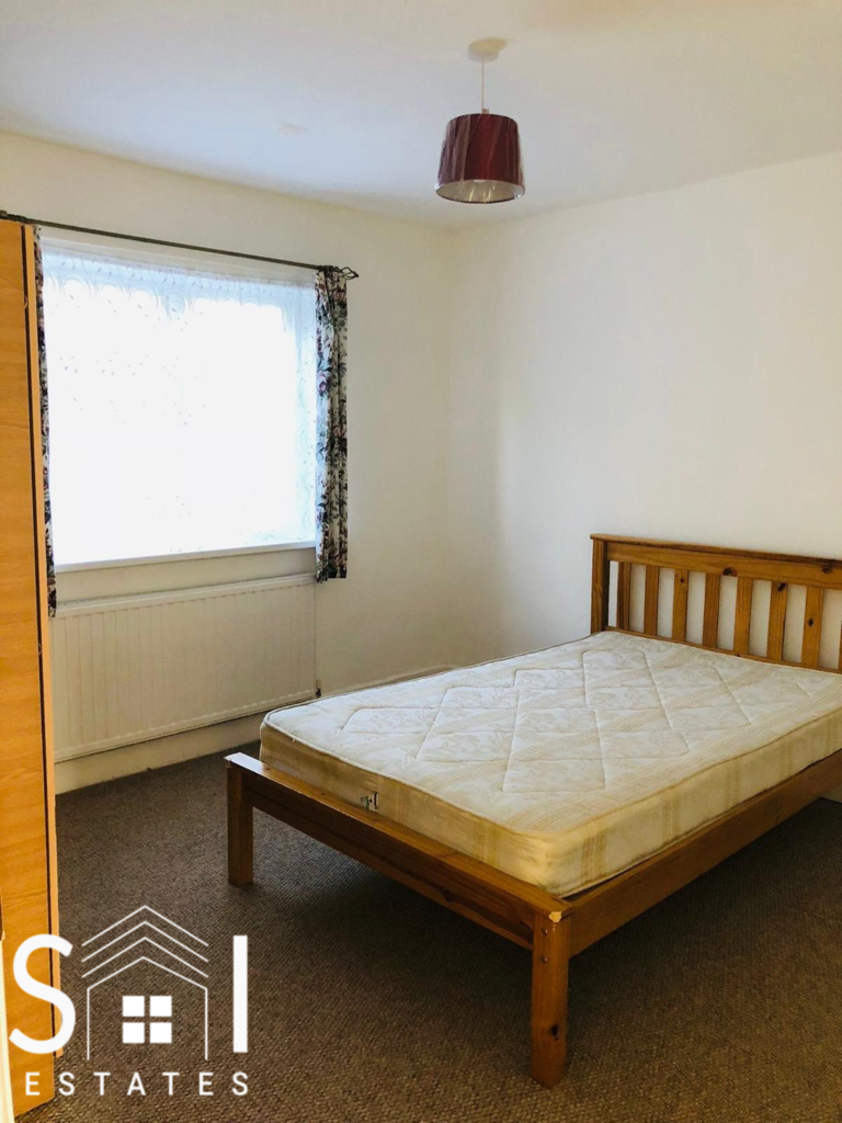 BEDROOM1.png