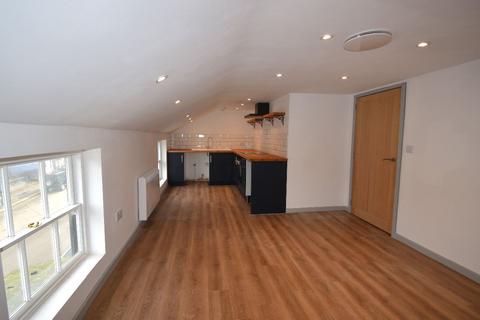 2 bedroom flat to rent, Flat 1,  Coinagehall Street, Helston