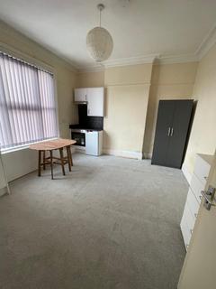 Studio to rent, Gillott Road, Birmingham, B16 9LL