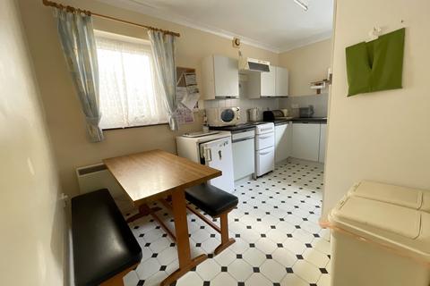 2 bedroom flat for sale, The Clicketts, Tenby, Pembrokeshire, SA70