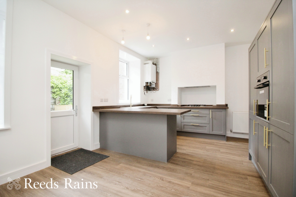 CoOparative Cottages, Abbey Village PR6 3 bed terraced house to rent