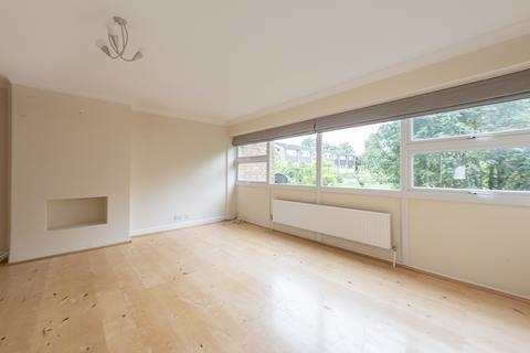 3 bedroom end of terrace house for sale, Shakespeare Road, Hertfordshire AL5