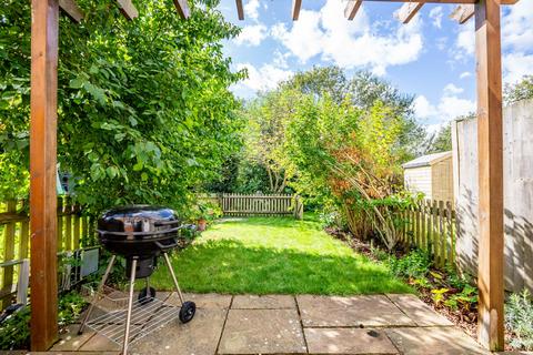 2 bedroom terraced house for sale, Riverbanks Close, Harpenden AL5