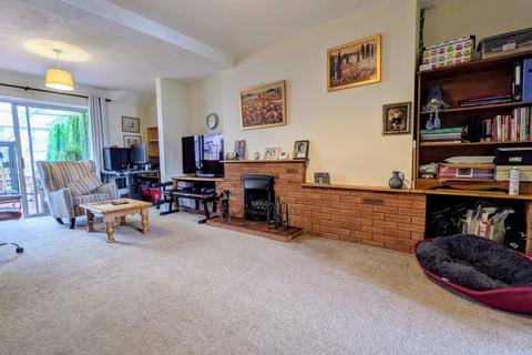 84 Badsey Lane, Evesham, WR11 3BA