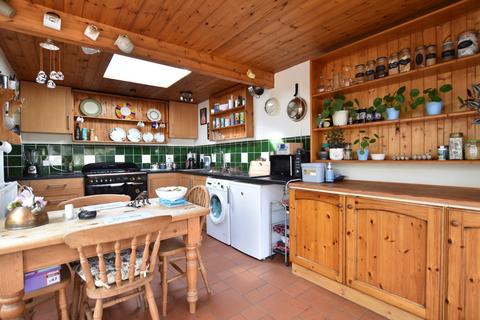 84 Badsey Lane, Evesham, WR11 3BA