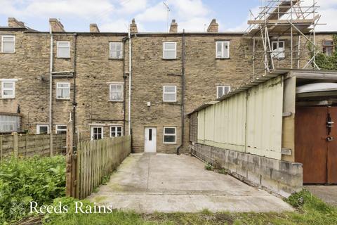 2 bedroom terraced house for sale, Bond Street, Cheshire SK11