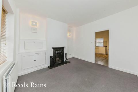 2 bedroom terraced house for sale, Bond Street, Cheshire SK11