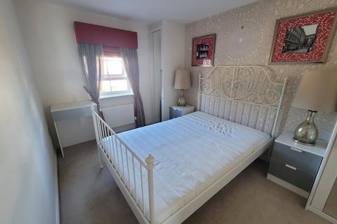 3 bedroom semi-detached house to rent, Breconshire Gardens, Nottinghamshire NG6