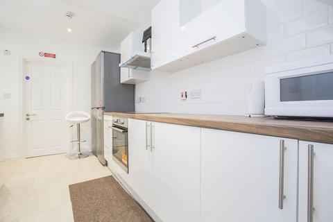 House share to rent, Kingston Road, Essex IG1