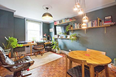 1 bedroom flat for sale, Kidbrooke Park Road, London SE3