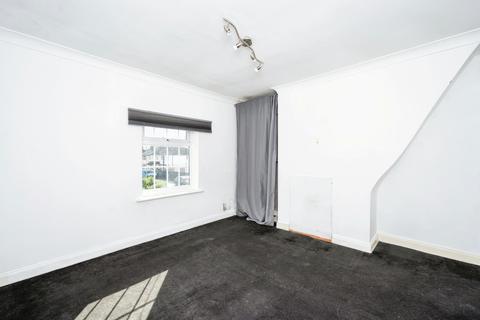 82 Rainhill Road, Rainhill, Prescot, L35 4PF