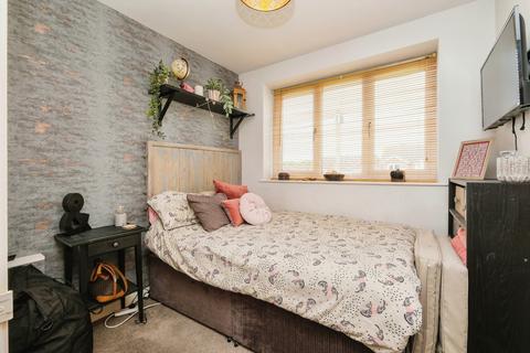 18 Belgrave Mount, Wakefield, WF1 3SB