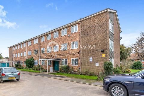 2 bedroom flat to rent, Winchester Road, Southampton SO16