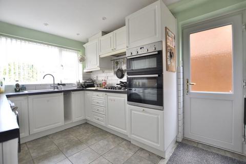 4 bedroom detached house for sale, Barleycroft Close, Gloucester GL4