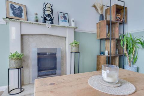 12 Halford Close, South Witham, Grantham, NG33 5SL