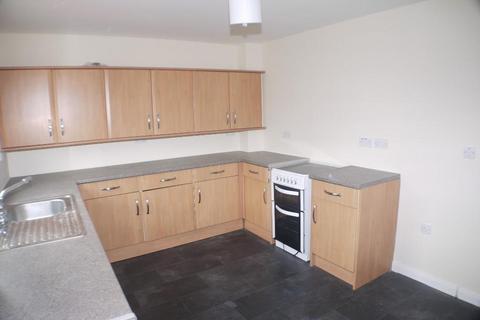 3 bedroom flat to rent, Lemon Terrace, Leven, KY8