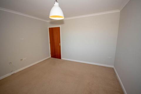 2 bedroom flat to rent, Lemon Terrace, Leven, KY8