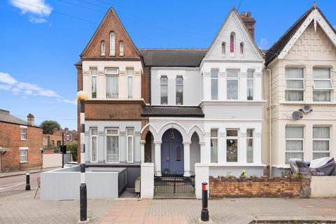 4 bedroom terraced house for sale, Crownhill Road, Harlesden, NW10