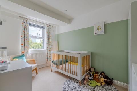 18 Albert Road, Cheltenham, GL52 2QX