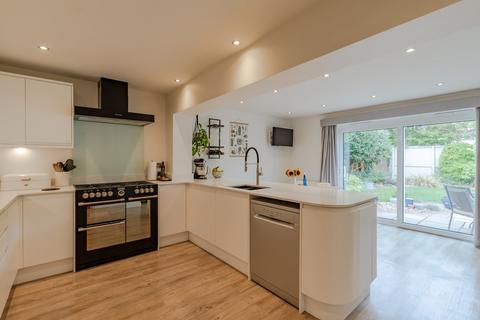 18 Albert Road, Cheltenham, GL52 2QX
