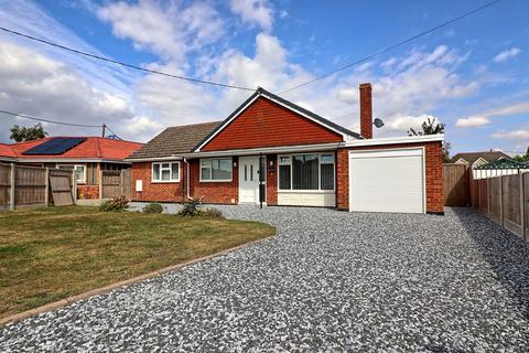 4 bedroom detached bungalow for sale, West Avenue, Chelmsford CM3