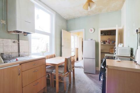 3 bedroom terraced house for sale, Arlington Avenue, Cottingham, HU16 4DP