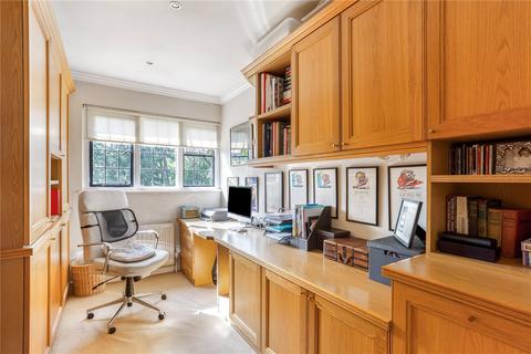46 Beech Waye, Gerrards Cross, SL9 8BL