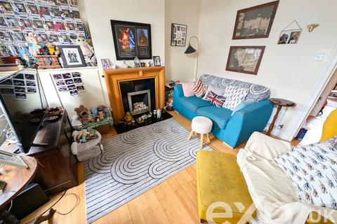 2 bedroom terraced house for sale, Whitmore Street, Maidstone ME16