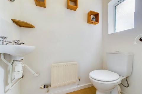 35 Azalea Drive, Up Hatherley, Cheltenham, GL51 3EA