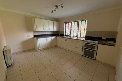 4 bedroom terraced house to rent, Black Prince Avenue, PETERBOROUGH PE6