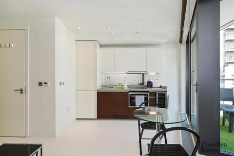 Studio for sale, Baltimore Wharf, Canary Wharf, London, E14