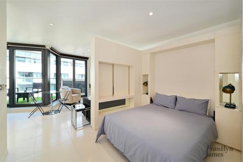 Studio for sale, Baltimore Wharf, Canary Wharf, London, E14