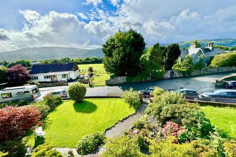 3 bedroom semi-detached house for sale, Llanddoged Road, Llanrwst