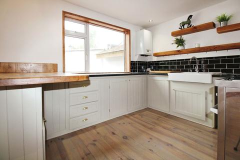 4 bedroom terraced house for sale, Whittonditch Road, Ramsbury, SN8