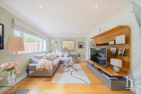 4 bedroom detached house for sale, Barnston Road, Heswall CH60