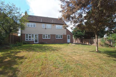 4 bedroom detached house for sale, Broome Road, Billericay CM11