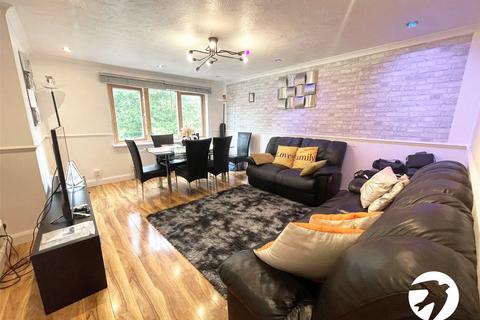 2 bedroom maisonette for sale, Stoneycroft Close, London, SE12