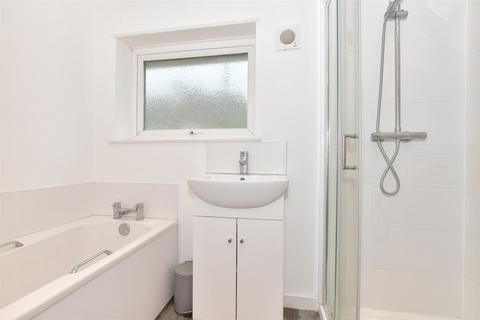 1 Knights Way, Dover, CT16 2DZ