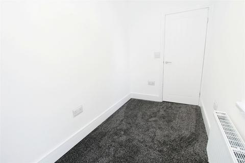 114 Beacon Road, Wibsey, Bradford, BD6 3EU