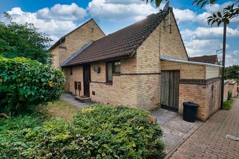 1 bedroom semi-detached bungalow for sale, Gramwell, Milton Keynes MK5