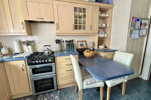 2 bedroom semi-detached bungalow for sale, Graig Newydd, Godrergraig, Swansea.