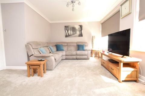 2 bedroom apartment for sale, Ferguson Court, Romford RM2