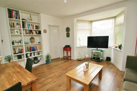 3 bedroom end of terrace house for sale, Hayes