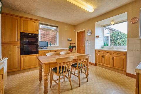 3 bedroom detached bungalow for sale, Heath Lane, Earl Shilton