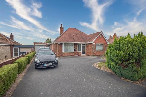 3 bedroom detached bungalow for sale, Heath Lane, Earl Shilton