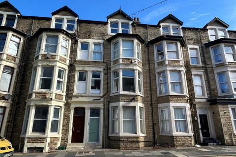 2 bedroom flat for sale, Regent Road, Morecambe, LA3