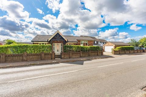 3 bedroom detached bungalow for sale, Station Gardens, Martham