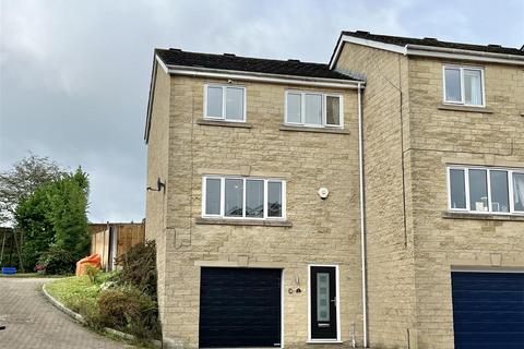 3 bedroom townhouse for sale, Copper Beech Drive, Glossop