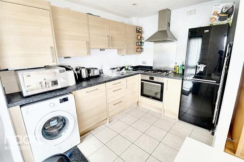 2 bedroom apartment for sale, 67 Brooklands Road, Romford, RM7 7EB