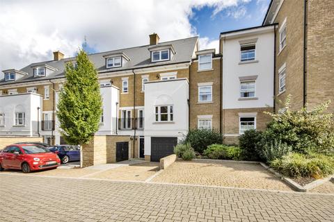 4 bedroom terraced house for sale, Twining Close, Tunbridge Wells, Kent, TN4